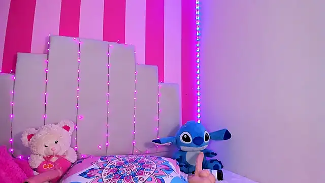 AliiceBrown  online show from January 12, 11:07 am