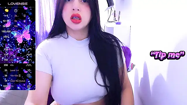 Snapshot of siddhixxx_592 chatting on December 17, 3:39 pm siddhixxx 592 online show from December 17, 3:39 pm