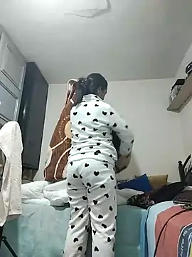 lolo890 online show from December 19, 2:35 pm