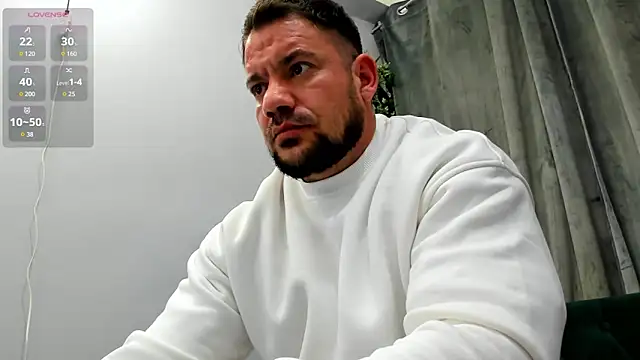 musclemonster31 online show from February 16, 8:44 pm