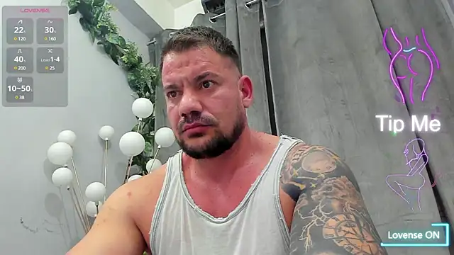 musclemonster31 online show from March 5, 10:21 pm