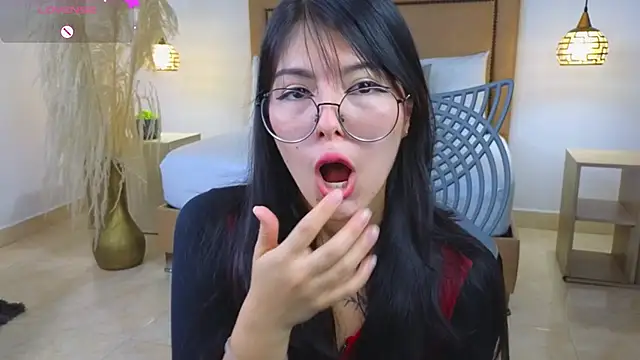 Snapshot of riley_sierra chatting on February 10, 12:29 pm riley sierra online show from February 10, 12:29 pm