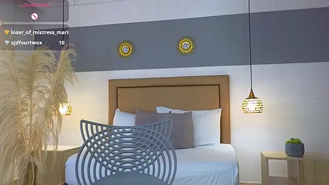 Snapshot of riley_sierra chatting on February 13, 4:17 pm riley sierra online show from February 13, 4:17 pm