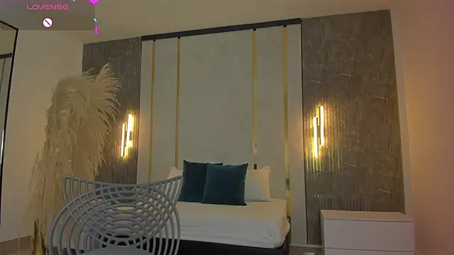 riley sierra online show from March 9, 12:42 pm