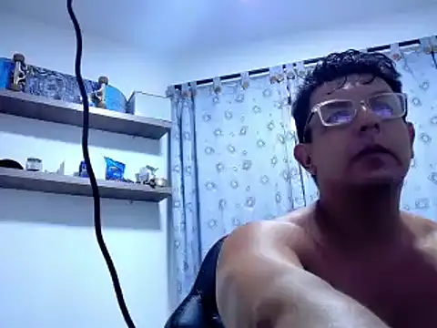 Snapshot of pedropicapi chatting on January 11, 1:59 am pedropicapi online show from January 11, 1:59 am