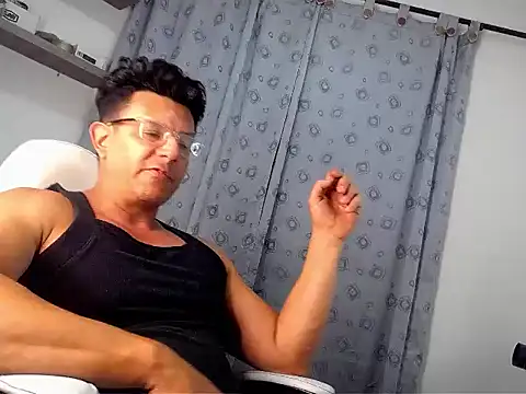 Snapshot of pedropicapi chatting on November 22, 11:26 pm pedropicapi online show from November 22, 11:26 pm