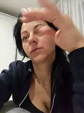 Snapshot of bruneta_sexy23 chatting on February 27, 4:31 am bruneta sexy23 online show from February 27, 4:31 am