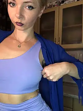 Snapshot of Kristina03 chatting on November 14, 9:57 pm Kristina03 online show from November 14, 9:57 pm