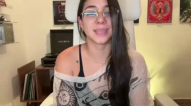 adriana  sosa  online show from January 10, 12:17 am