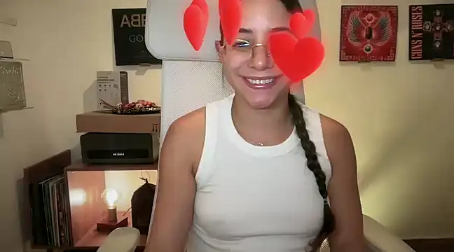 adriana  sosa  online show from February 13, 10:54 pm