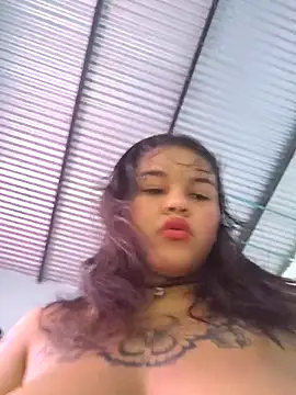 Snapshot of Bellota_22_Fuckme chatting on September 27, 2:44 pm Bellota 22 Fuckme online show from September 27, 2:44 pm