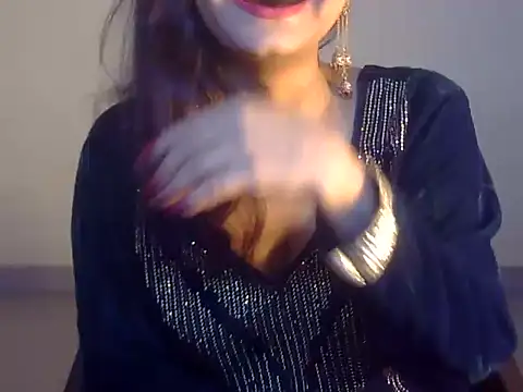 Lusty Wife1 online show from December 28, 9:20 am