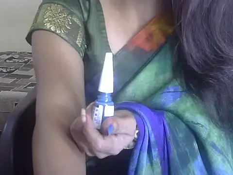 Snapshot of Lusty_Wife1 chatting on November 5, 4:40 pm Lusty Wife1 online show from November 5, 4:40 pm