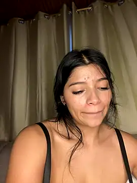 Snapshot of AgathaGeorgiou chatting on November 28, 10:23 pm AgathaGeorgiou online show from November 28, 10:23 pm