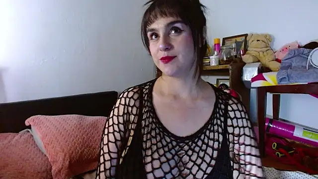 collette beaufoy  online show from May 31, 7:04 am
