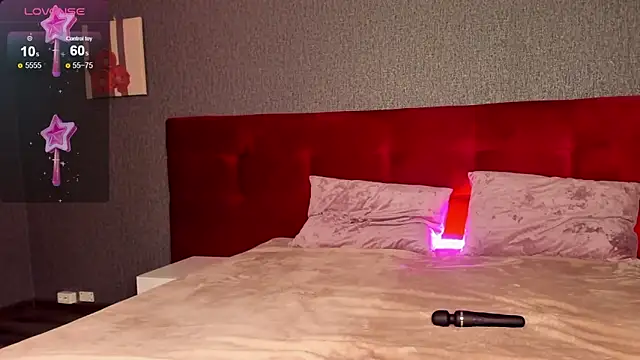 Snapshot of Kelly_Powell chatting on January 10, 3:50 am Kelly Powell online show from January 10, 3:50 am