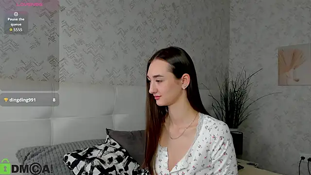 Snapshot of Kelly_Powell chatting on October 18, 9:10 am Kelly Powell online show from October 18, 9:10 am