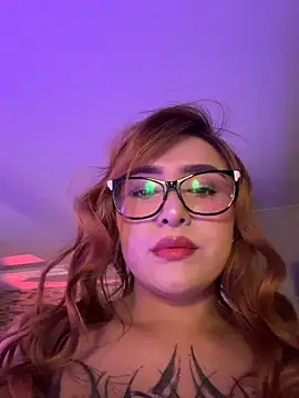 vanesaa blake online show from December 4, 2:10 am