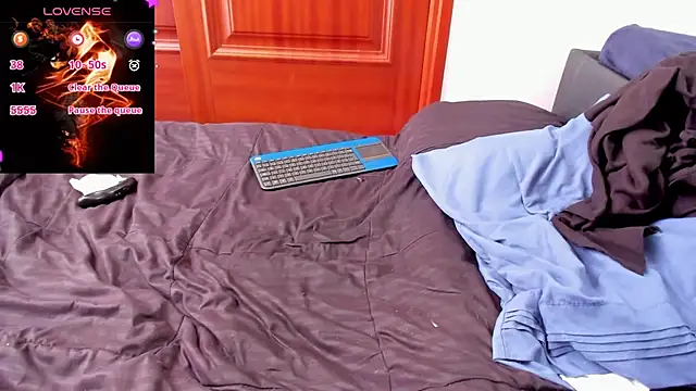 Aron Baylor online show from October 16, 12:28 pm