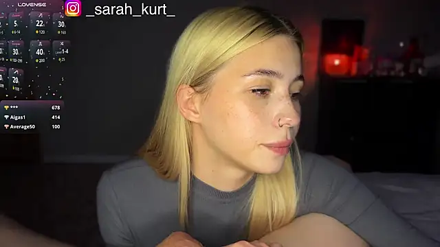 Snapshot of sarah_kurt chatting on October 16, 7:26 pm sarah kurt online show from October 16, 7:26 pm