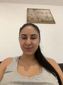 JenniferEdith online show from December 4, 9:40 am