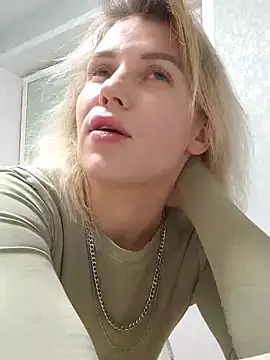 Snapshot of Linda_Gregory chatting on January 17, 12:20 am Linda Gregory online show from January 17, 12:20 am