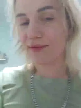 Snapshot of Linda_Gregory chatting on February 14, 1:13 am Linda Gregory online show from February 14, 1:13 am