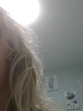 Snapshot of Linda_Gregory chatting on March 7, 1:42 am Linda Gregory online show from March 7, 1:42 am