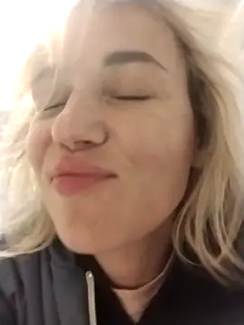 Snapshot of Linda_Gregory chatting on September 25, 12:47 am Linda Gregory online show from September 25, 12:47 am