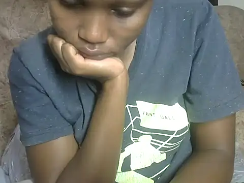 Snapshot of AurelAda chatting on September 20, 11:28 pm AurelAda online show from September 20, 11:28 pm