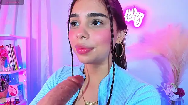 crisbell lopez online show from February 12, 3:29 am