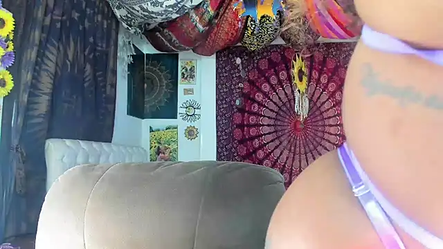 Snapshot of ElizaGrey_ chatting on March 4, 2:06 am ElizaGrey  online show from March 4, 2:06 am