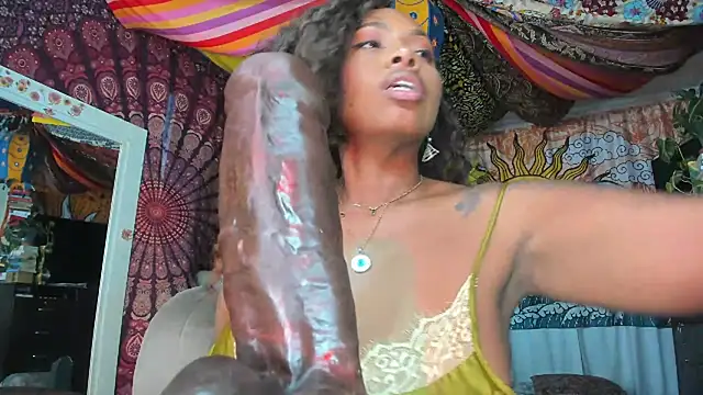 Snapshot of ElizaGrey_ chatting on November 21, 10:58 am ElizaGrey online show from November 21, 10:58 am