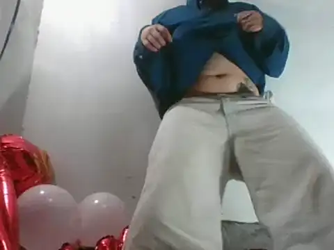 Snapshot of EdenJupiter chatting on December 24, 7:39 am EdenJupiter online show from December 24, 7:39 am