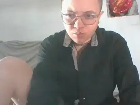 Snapshot of EdenJupiter chatting on January 27, 4:09 am EdenJupiter online show from January 27, 4:09 am