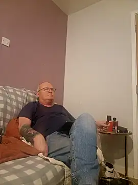 Snapshot of FriendlyDave chatting on January 27, 9:22 pm FriendlyDave online show from January 27, 9:22 pm