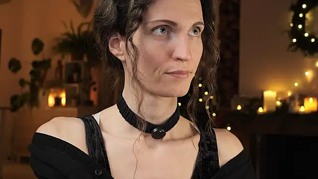 Snapshot of yulladao chatting on December 19, 5:09 pm yulladao online show from December 19, 5:09 pm