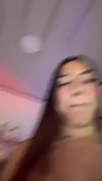 jesica  simpson online show from March 5, 2:02 pm