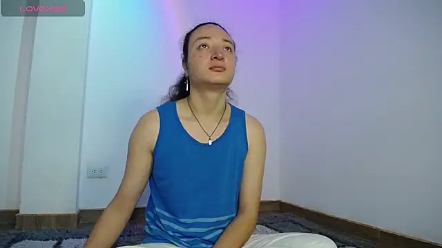 Snapshot of monkeywillwhite chatting on December 31, 2:25 pm monkeywillwhite online show from December 31, 2:25 pm