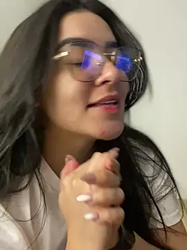 Lia flowers online show from January 21, 6:55 pm