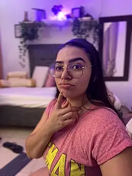 Lia flowers online show from February 10, 11:34 pm