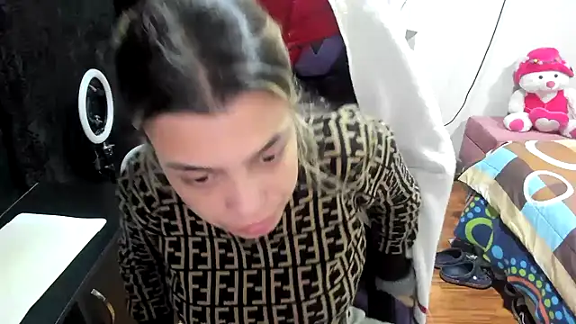 LuisaReyes 2911 online show from December 22, 3:44 am