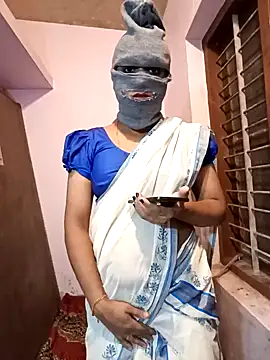 Mallu-Gayathri Arun online show from December 16, 3:54 pm