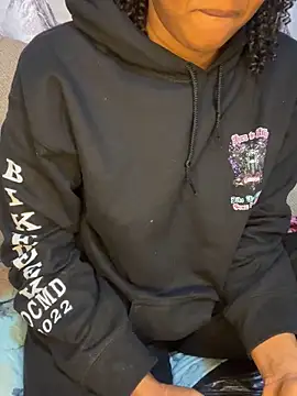 Snapshot of sweetestval chatting on October 25, 3:58 am sweetestval online show from October 25, 3:58 am