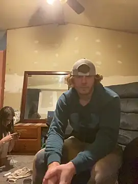 hottestcouplevaa online show from January 15, 9:24 am