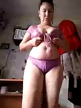 Snapshot of lindaledi2 chatting on February 4, 9:49 am lindaledi2 online show from February 4, 9:49 am