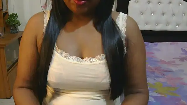 Snapshot of esita_1212 chatting on October 1, 1:55 am esita 1212 online show from October 1, 1:55 am