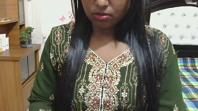 Snapshot of esita_1212 chatting on October 9, 1:53 pm esita 1212 online show from October 9, 1:53 pm