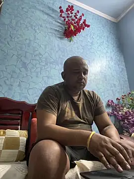 Dick 6inches online show from March 14, 3:28 pm