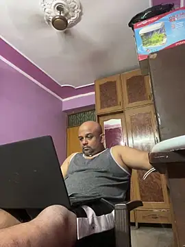 Dick 6inches online show from April 15, 2:57 pm